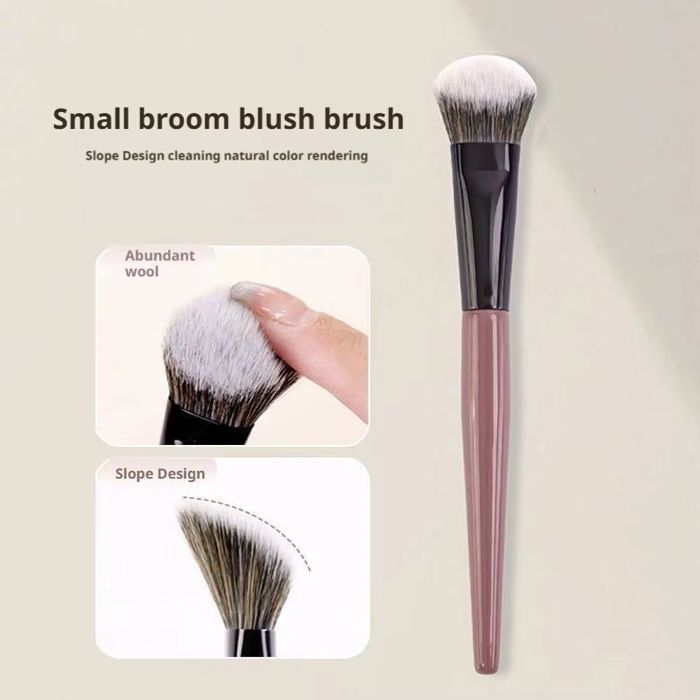 Pinceau à blush incliné pour poudre, crème et liquide – Pinceau plat et précis pour le maquillage – 