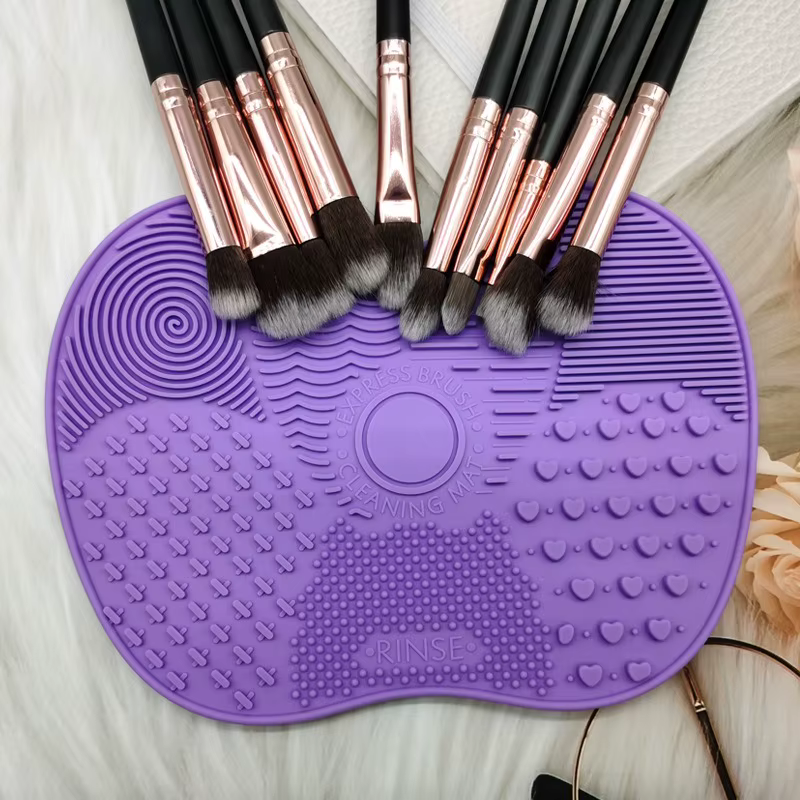Nettoyant pour brosses colorées