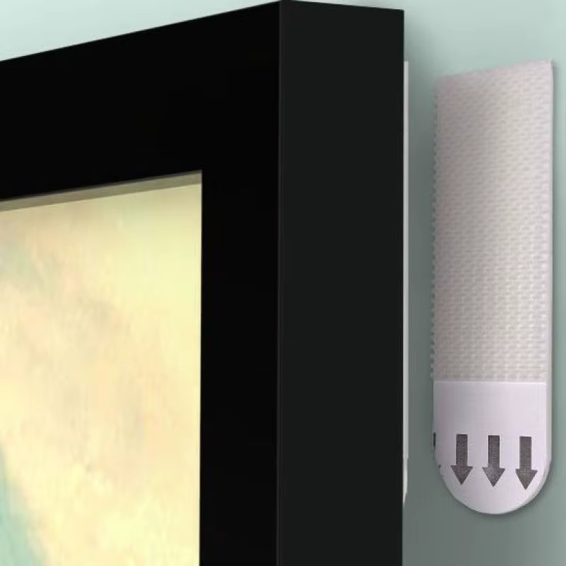 Bandes de fixation auto-adhésives robustes