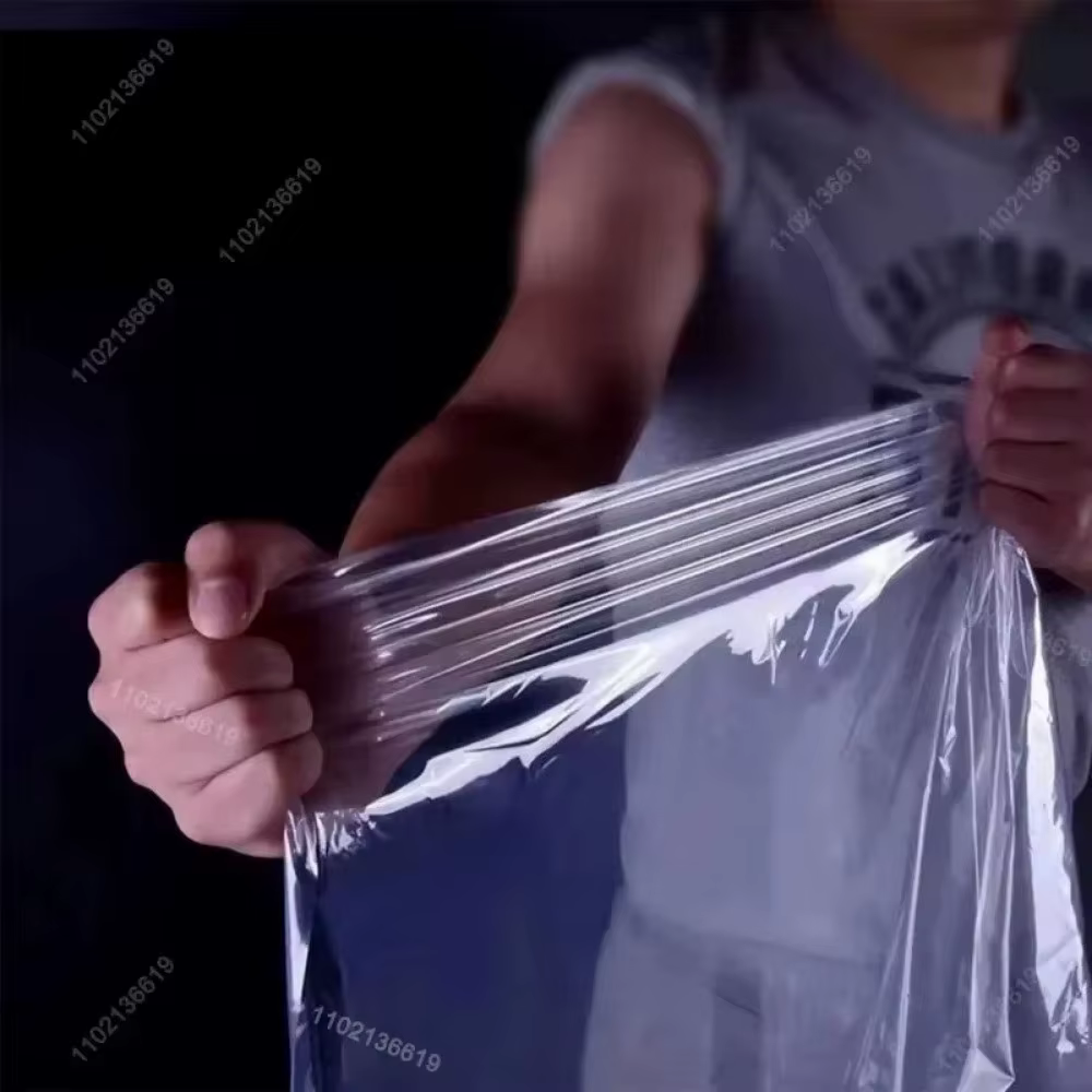 Bâche imperméable et résistante à la neige