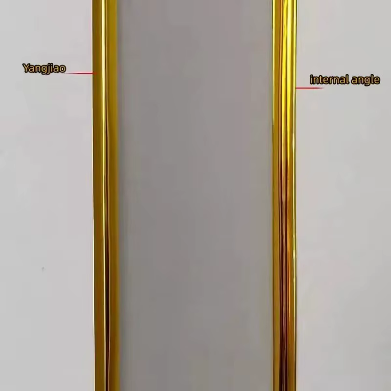 Bande de protection d'angle intérieur et extérieur