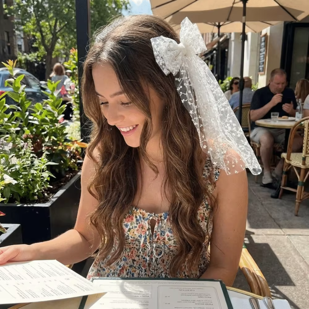 Épingle à cheveux élégante style princesse avec nœud en dentelle, broderie florale et ruban, pince à cheveux style princesse, accessoires pour cheveux vintage en maille pour mariage