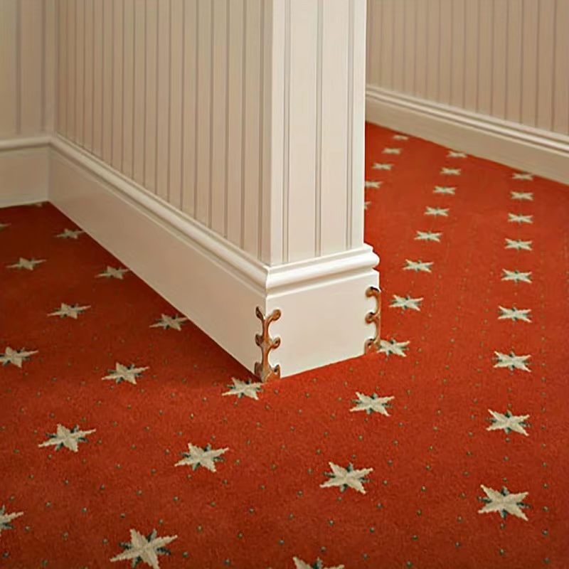 Protections de bord de plinthe pour meubles et protection de plinthes