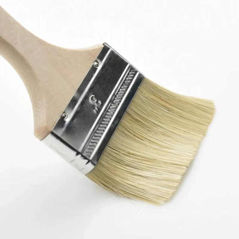 Pinceaux à peinture avec manche en bois
