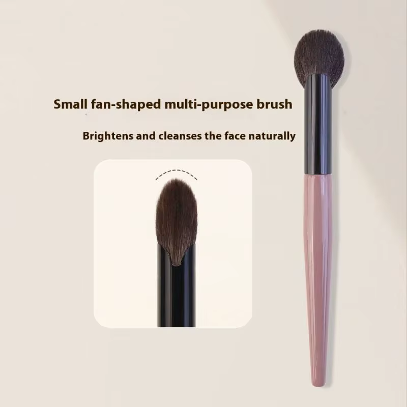 1 Pinceau de Maquillage en Forme de Petit Ventilateur pour Fard à Joues, Poudre, Crème et Liquide – Outil de Maquillage Précis pour le Fard à Joues