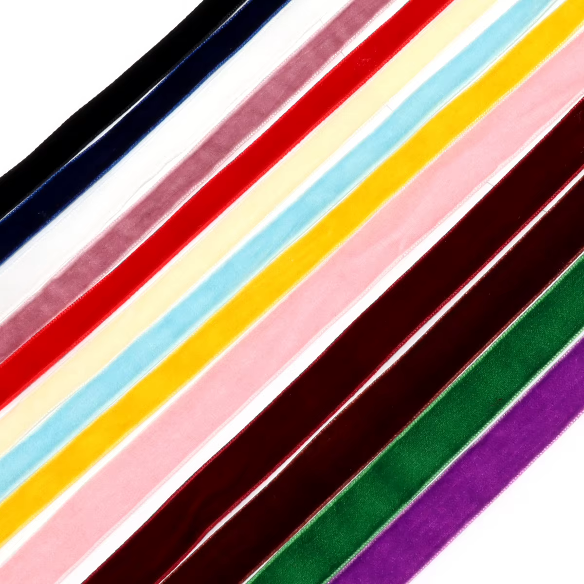 Rouleau de rubans en velours de couleur