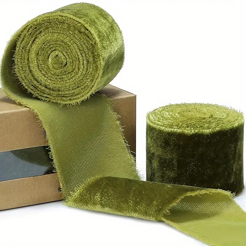 Rubans de bordure effilochés en velours