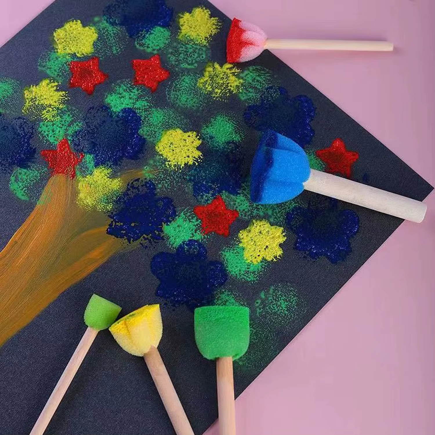 Brosse éponge en mousse avec manche en bois