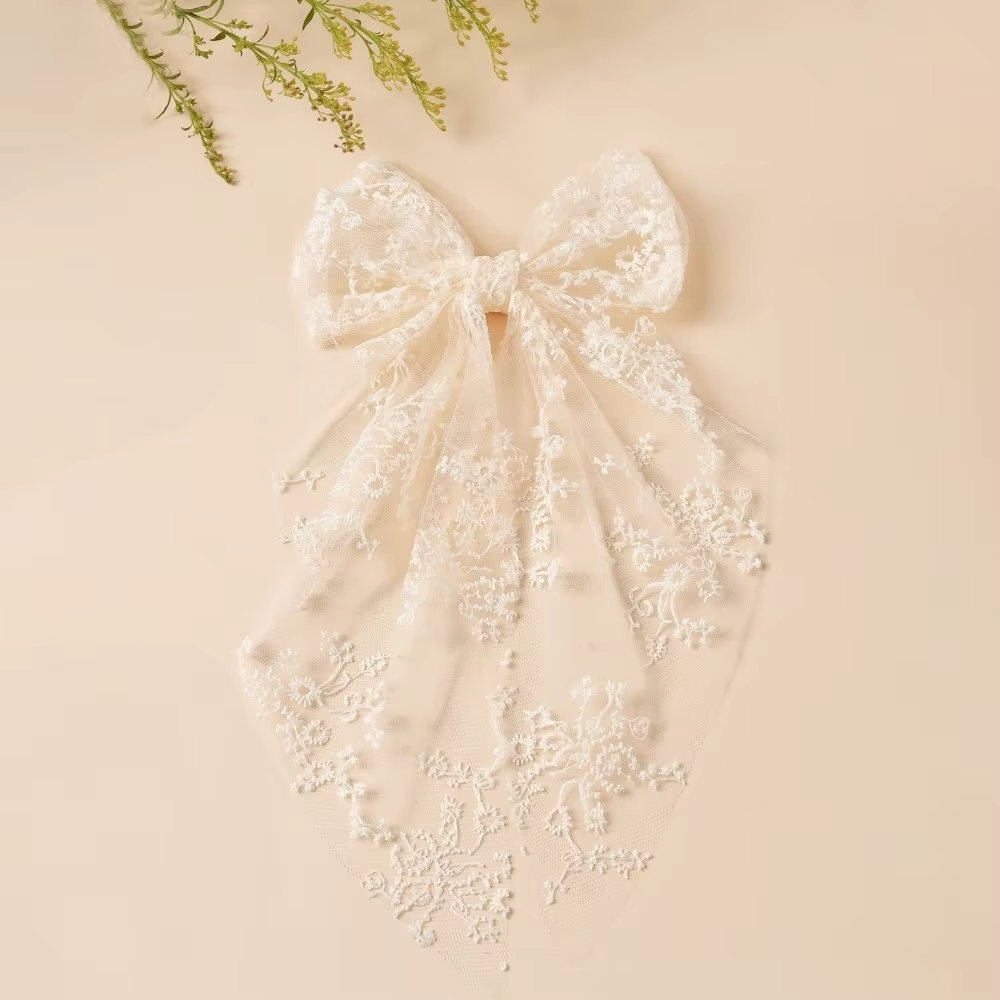 Épingle à cheveux élégante style princesse avec nœud en dentelle, broderie florale et ruban, pince à cheveux style princesse, accessoires pour cheveux vintage en maille pour mariage