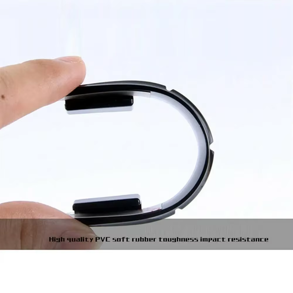 Bande de protection décorative pour porte