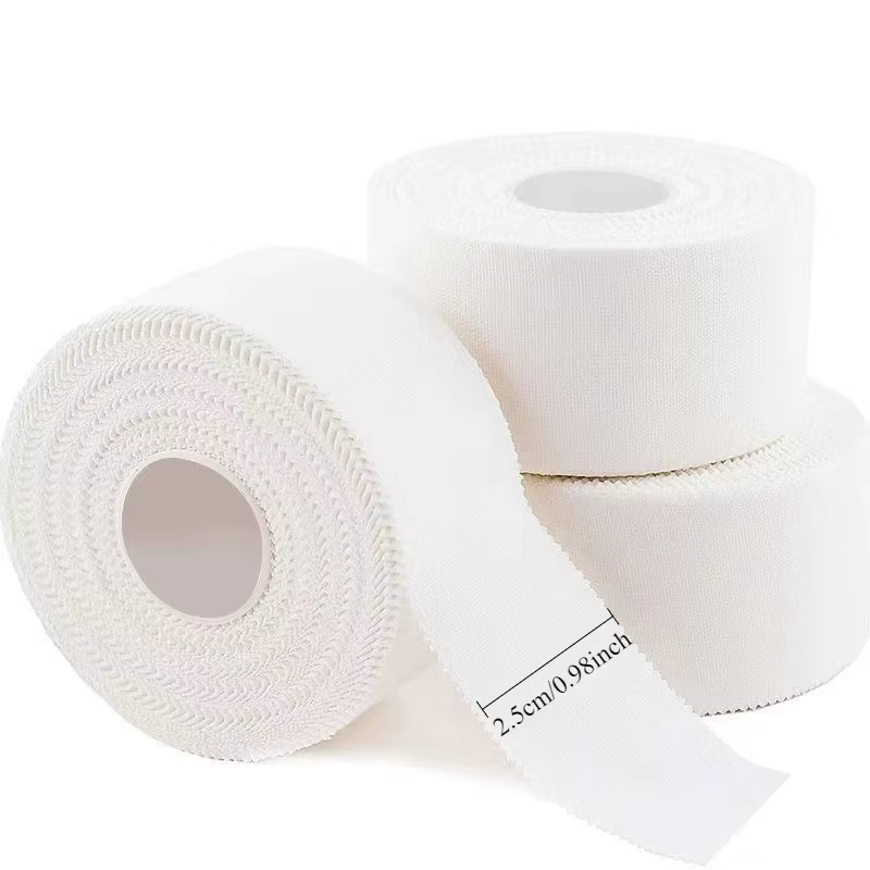 Ruban adhésif blanc pour le sport, 1 rouleau de 2,5 cm x 9 m, rubans blancs élastiques et résistants, ruban blanc spécialisé apprécié des athlètes