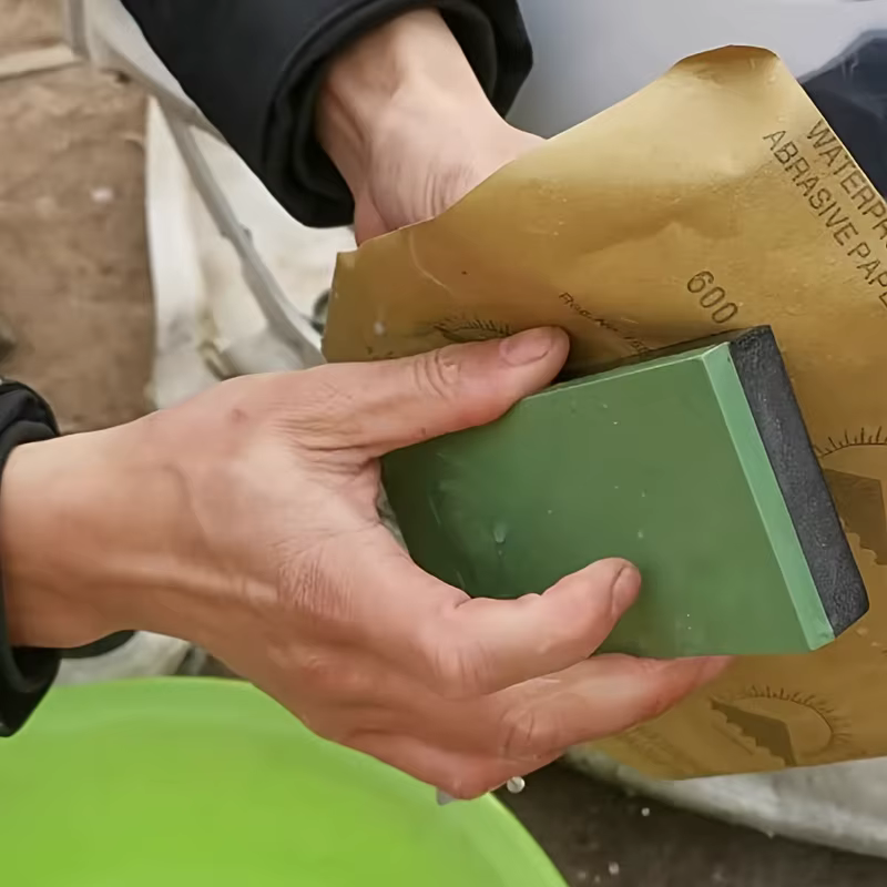 Ponceuse manuelle porte-papier de verre mur de meulage outil de polissage pour le travail du bois cadre spécial pour