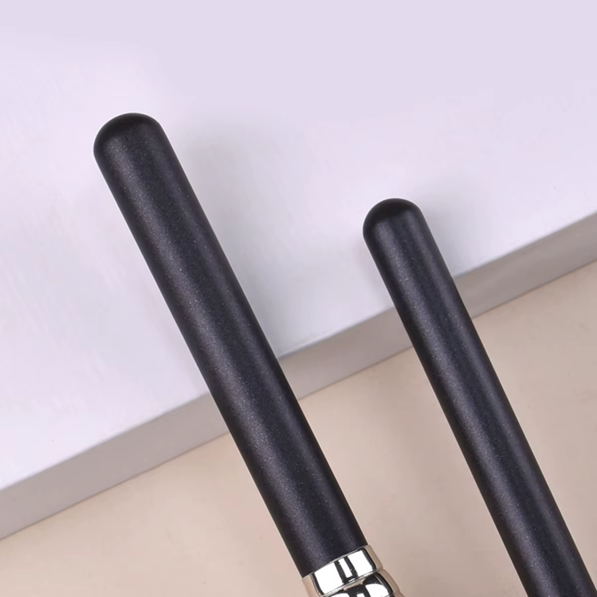 Pinceaux de maquillage pour Contour de poudre liquide coudée, crème, Blush, fond de teint liquide, brosse de mélange, outils de beauté professionnels coudés