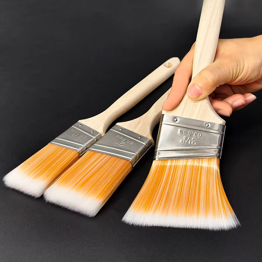 Pinceau à peinture angulaire avec manche en bois de 2