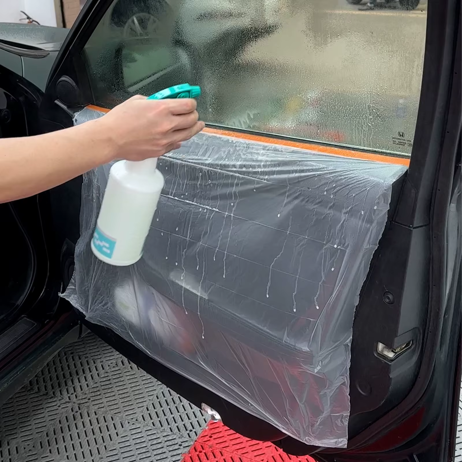 Film de protection auto-adhésif imperméable pour peinture