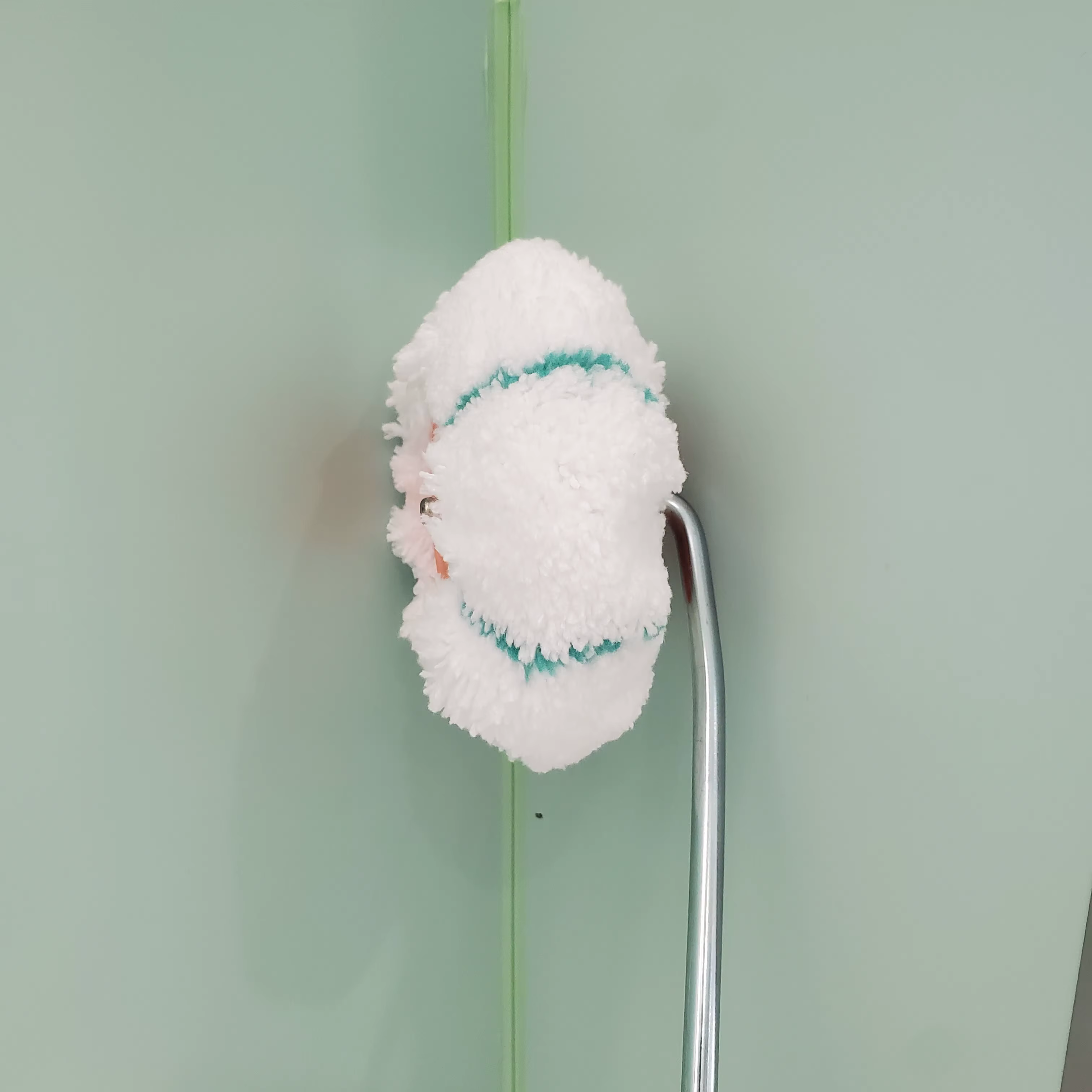 Rouleau de peinture d'angle en forme de citrouille avec 1 support et 2 rouleaux amovibles
