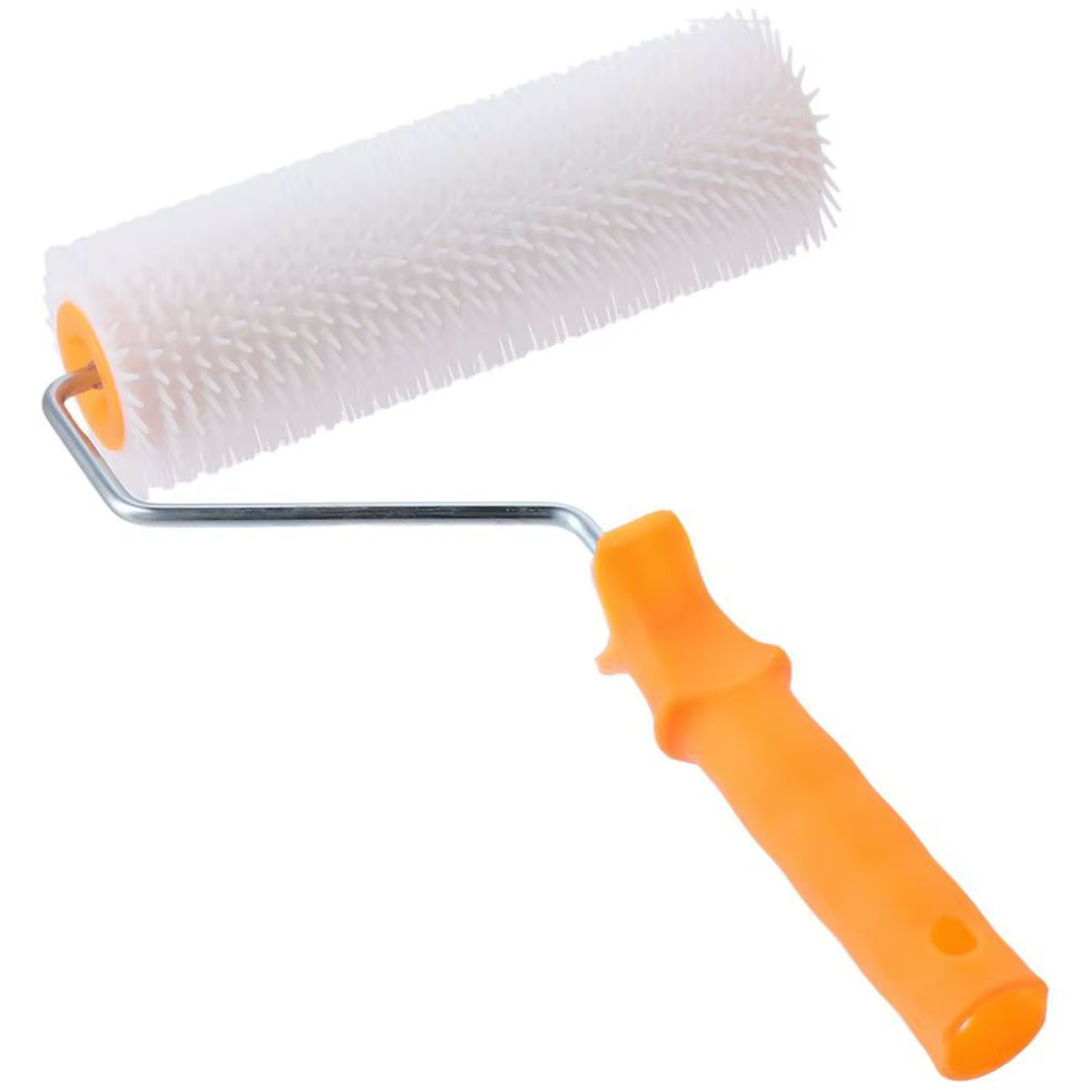 Rouleau à pointes en plastique