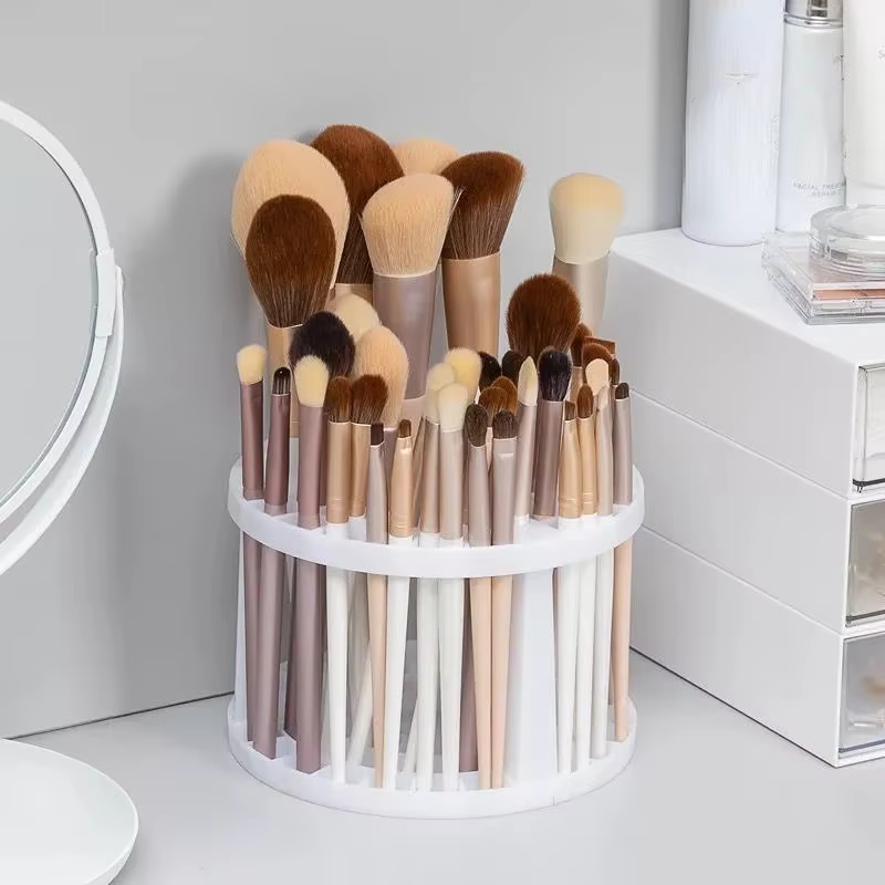 Porte-stylo pour pinceaux de peinture