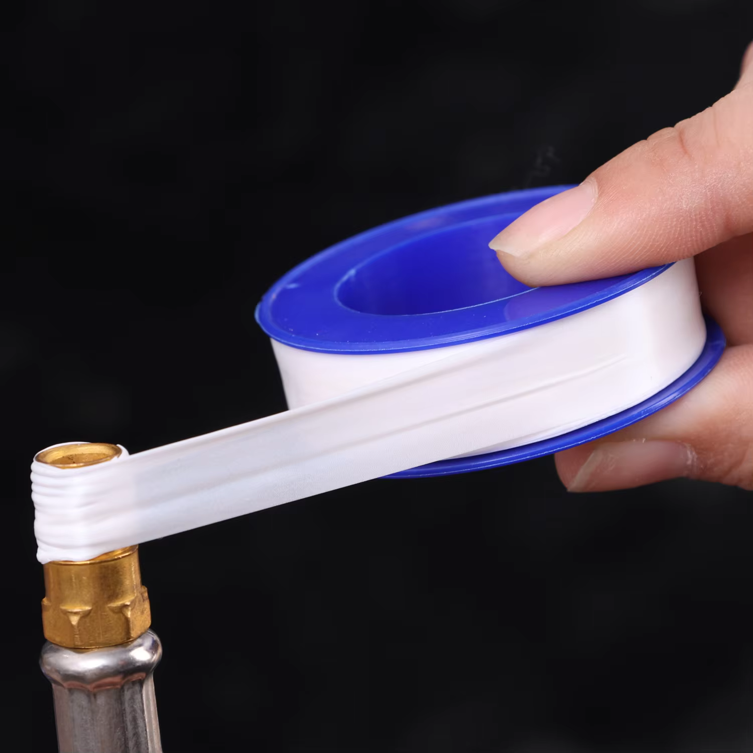 Rouleau de ruban adhésif industriel en PTFE